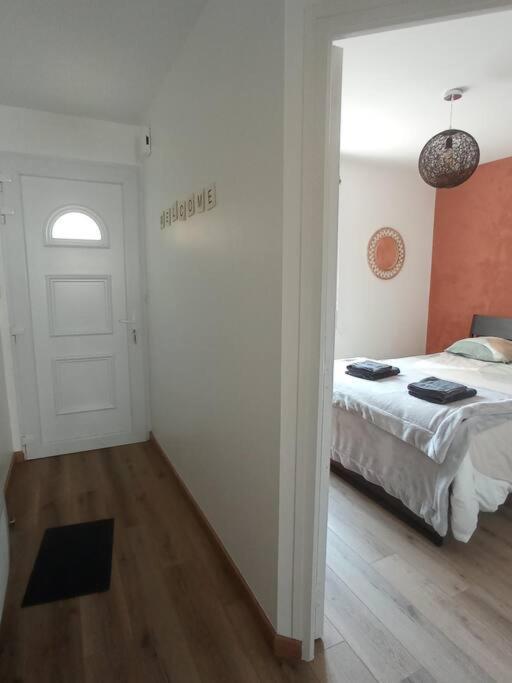 A 50 M De La Plage, Appartement De 35 M2 : Les Pieds Sales Bréhal Exterior foto