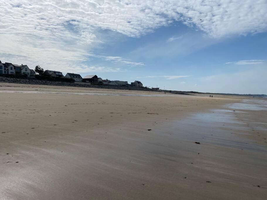 A 50 M De La Plage, Appartement De 35 M2 : Les Pieds Sales Bréhal Exterior foto