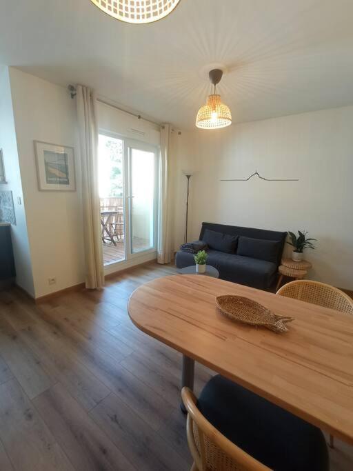 A 50 M De La Plage, Appartement De 35 M2 : Les Pieds Sales Bréhal Exterior foto