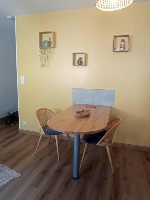 A 50 M De La Plage, Appartement De 35 M2 : Les Pieds Sales Bréhal Exterior foto